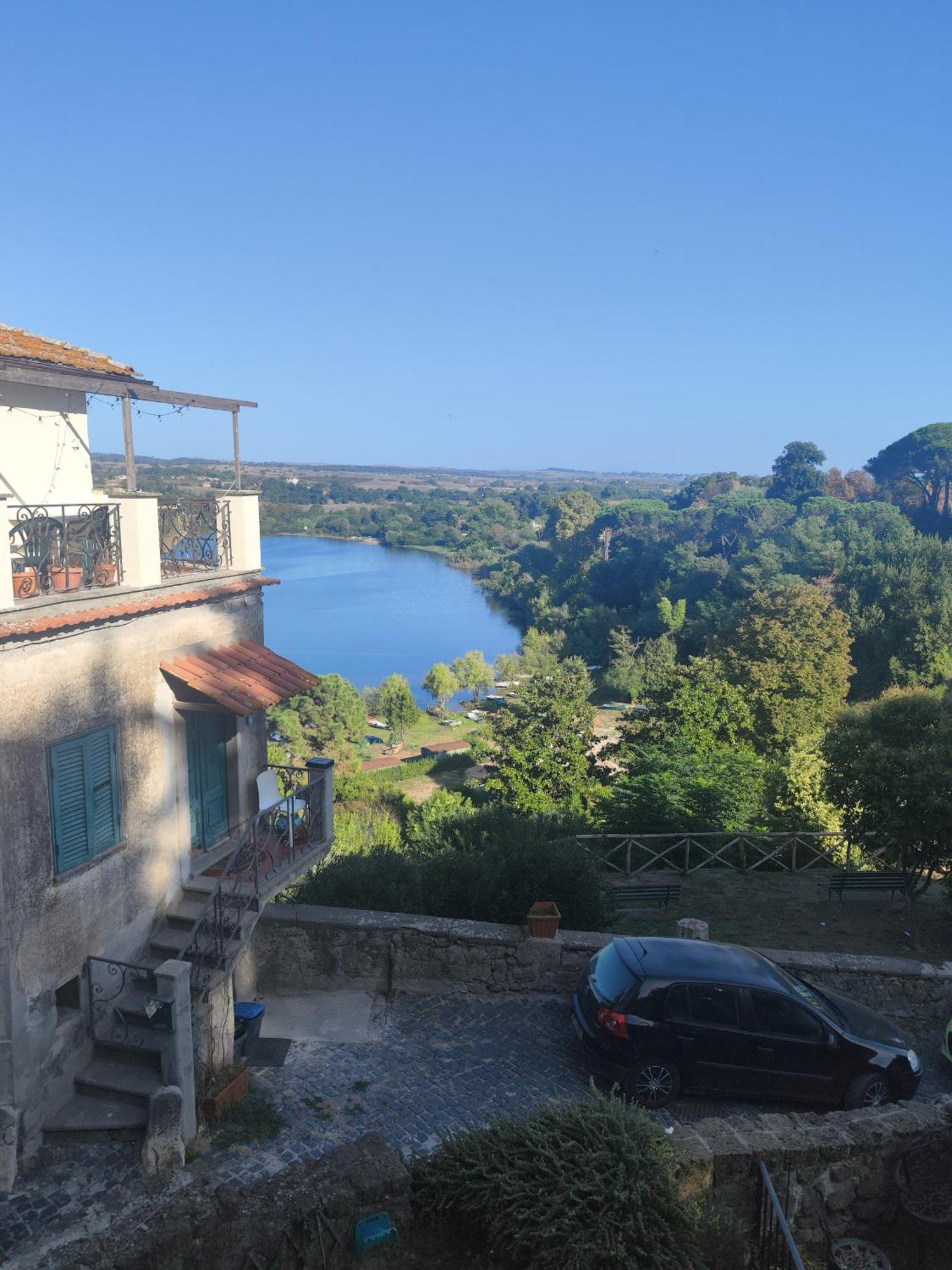 Apartamento Chalet Romantico Sul Lago Anguillara Sabazia Exterior foto